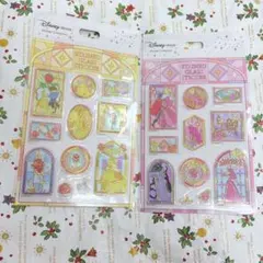 ディズニーストア　ステンドグラス風ステッカー美女と野獣　オーロラ姫　2枚