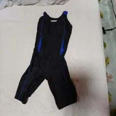 arenaのスポーツ水着