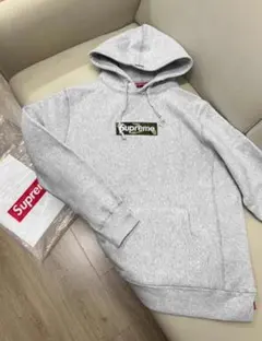 Supreme グレー フード付きパーカー