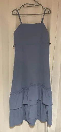薄い青色キャミワンピース フリル付き