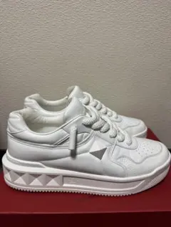 2026年最新】valentino スニーカー 厚底の人気アイテム - メルカリ