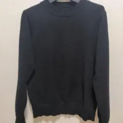 クルーネックニット