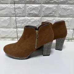 Item thumbnail for item e23f0228-0ddc-4350-949b-615a47b63c05