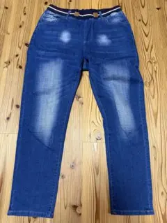 ダークブルー ストレッチテーパードジーンズ　大きいサイズ　2XL