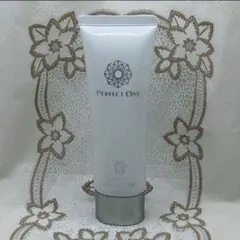 560/パーフェクトワン SPモイスチャーUV SPF50+ 日焼け止めジェル