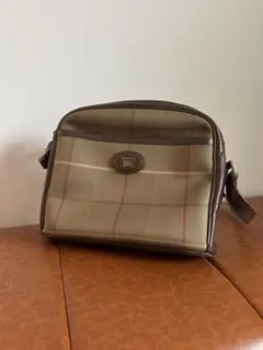 Burberry バーバリー チェック ショルダーバッグ