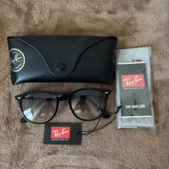 Ray-Ban サングラス ブラックのサムネイル