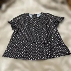 & LOVE 黒と白のダイヤモンドパターン 半袖 トップス