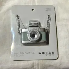 3coins ミニトイカメラ　グリーン　スリコ