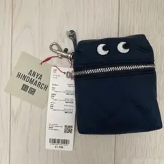 ANYA HINDMARCH UNIQLO パッカブルバッグ ネイビーのサムネイル