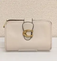 COACHホワイトレザー二つ折り財布