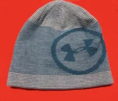 【美品】Under Armour ニット帽　青とグレー　ボーイズ　ジュニア