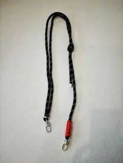 【美品】topologieスマホショルダーストラップ 8.0mm ブラック