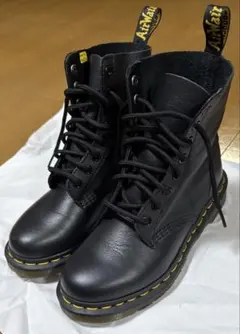 Dr. Martens 1460 8ホール ブーツ ブラック スムースレザーのサムネイル