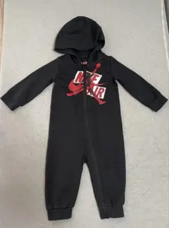 Jordan フード付きロンパース　長袖 6-9ヶ月 ブラック　68-74cm