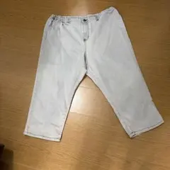 大きいサイズ　グレー　デニムパンツのサムネイル