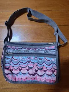 LeSportsac レスポートサック ショルダーバッグ ハート模様