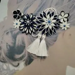 Item thumbnail for item 959f7baa-74e2-40a1-a4de-38c2d5e66535