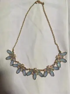 【GU】ビジューネックレス 水色