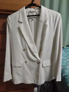 H＆М　ホワイト テーラードジャケット S