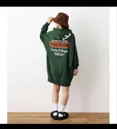 ロデオクラウン　パーカー　オーバーサイズ　グリーン