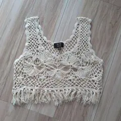 古着　レース編み　フリンジ　トップ　かわいい