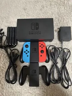 Nintendo Switch 本体+周辺機器セット　専用収納ケース付き