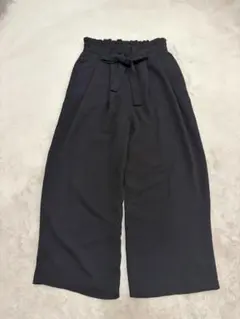 ZARA BASIC黒 フリルウエスト ワイドパンツ