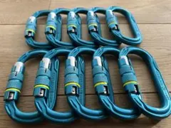 Item thumbnail for item 3777d7c1-74ce-4adb-97da-18de5d4cfa3f