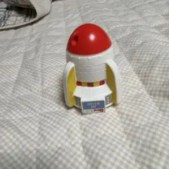 マクドナルド ハッピーセット2018年 ロケットQ 玩具