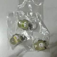 サンリオ　はぴだんぶい　なりきりオイスター　めじるしアクセサリー