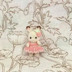 シルバニア服　淡いピンクのイチゴセットのサムネイル