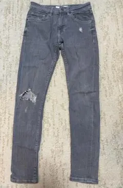 Bershka グレー スキニージーンズ