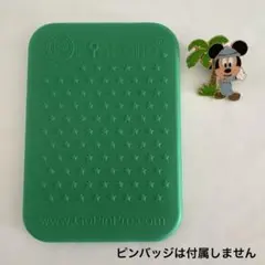 専用 AB2枚 PinFolio ピンバッジ ミニ ボード 収納ケース付 - メルカリ