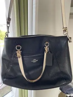 COACH ブラックレザー ショルダーバッグ
