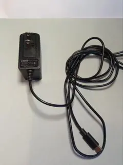 UNIFIVE 電源アダプター UV313-0520 本体のサムネイル