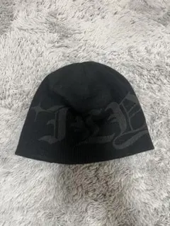 【3。3】ブラック ロゴ入り ニット帽