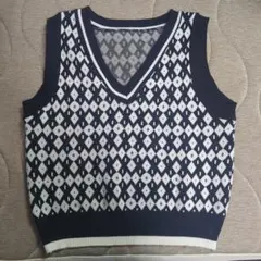 レディース　ベスト　黒＋白