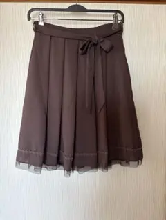 ひざ丈スカートのサムネイル