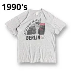 90s CHECKPOINT CHARLIE BERLIN プリント Tシャツのサムネイル