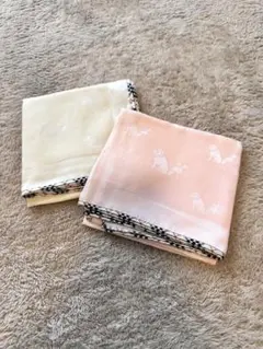 バーバリー シルク スカーフ ハンカチ 犬柄 未使用品