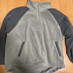 UMBRO×9090フリースジャケット