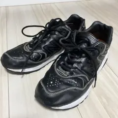 whiz limited スニーカー