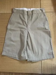 【美品】Dickies ベージュ ショートパンツ 短パン 夏