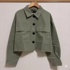 ZARA クロップド丈 シャツジャケット カーキ