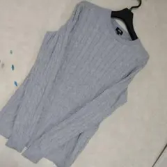 UNIQLOグレー ケーブルニット 長袖セーター
