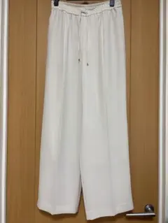 23区今季新品【Oggi掲載/接触冷感/UVカット/吸水速乾】パンツ38のサムネイル