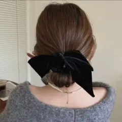ブラック　ベルベットリボン　ヘアゴム　大きめリボン 韓国風 大人可愛い