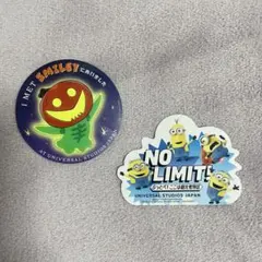 【非売品】USJステッカー2枚セット　ハロウィンSMILEY＆ミニオン