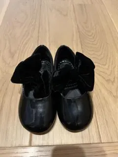 リボン付きブラックフォーマルシューズ　ZARA